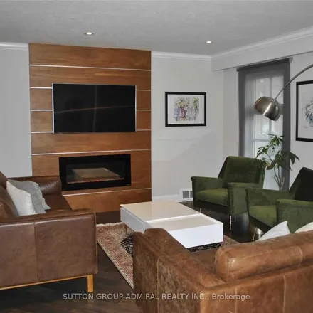 Image 7 - 140 Poyntz Avenue, Toronto, ON M2N 1N1, Canada - Apartment for rent