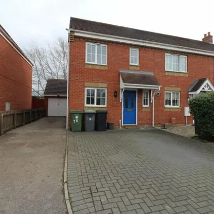 Rent this 3 bed house on Brunel Drive in Biggleswade, SG18 8BH