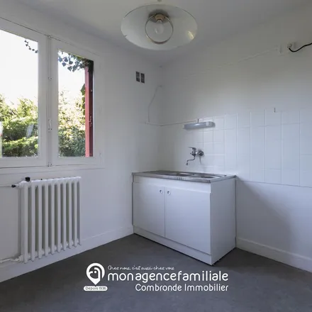 Rent this 4 bed apartment on 40 Rue du Commerce in 63200 Riom, France