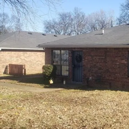 Rent this 3 bed house on 1408 23rd Avenue North in Nashville-Davidson, TN 37208