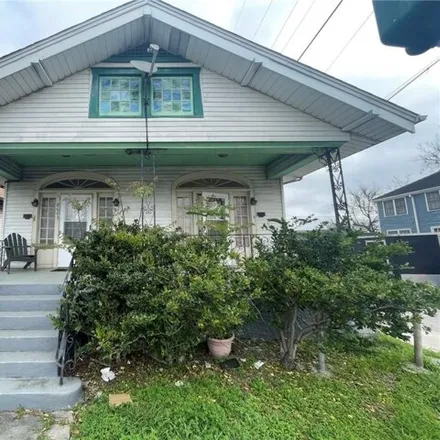 Rent this 1 bed house on 8607 South Claiborne Avenue in New Orleans, LA 70118