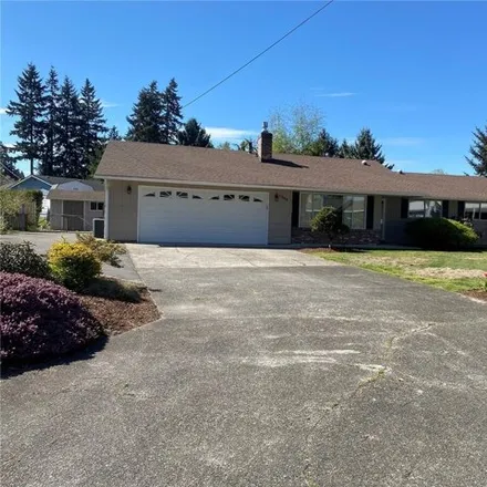 Buy this 3 bed house on 7200 114th Street Court East in South Hill, WA 98373