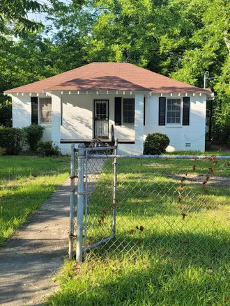 Buy this 2 bed house on 2615 Dawson Street in Muscogee, Columbus