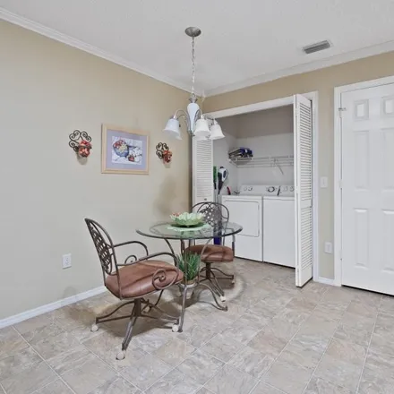 Image 6 - 2432 Southern Oak Street, The Villages, FL 32162, USA - House for sale