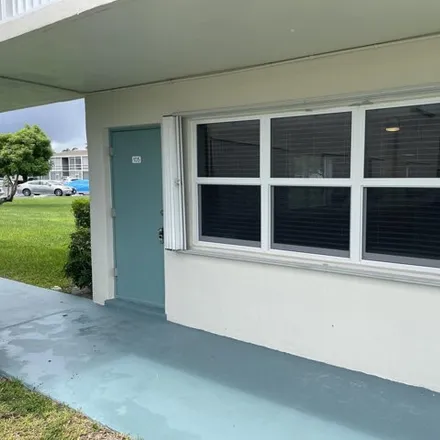 Rent this 1 bed condo on 460 Horizons W Apt 105 in Boynton Beach, Florida