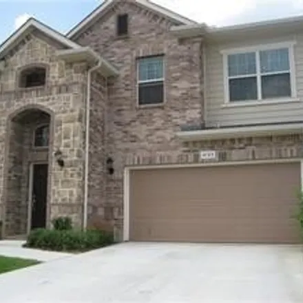 Rent this 3 bed townhouse on 4157 William DeHaes Drive in Irving, TX 75038