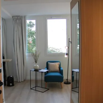 Rent this studio apartment on Finestate Coliving in 39 Boulevard Gallieni, 92130 Issy-les-Moulineaux