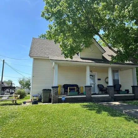 Buy this 3 bed house on Long Alley in Hopkinsville, KY 42240