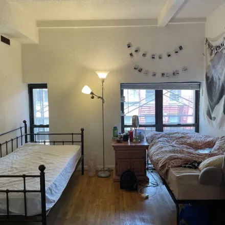 Image 2 - 162 Bleecker Street, New York, NY 10012, USA - Apartment for rent
