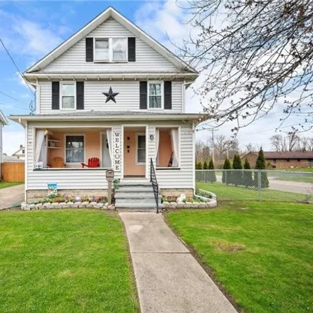 Buy this 3 bed house on 278 Lincoln Avenue in Newton Falls, Trumbull County