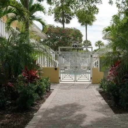 Rent this 1 bed condo on Rouze in 5th Street South, Naples