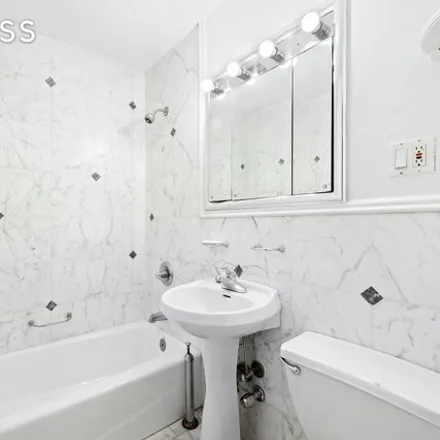 Image 5 - 330 East 58th Street, New York, NY 10022, USA - House for rent