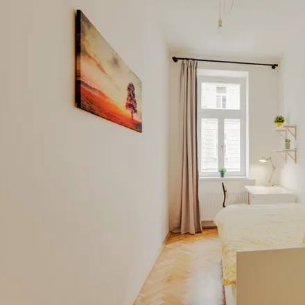 Rent this 6 bed room on Řehořova 969/21 in 130 00 Prague, Czechia