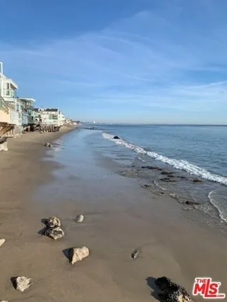 Image 2 - 19124 Pacific Coast Highway, Malibu, CA 90265, USA - House for sale