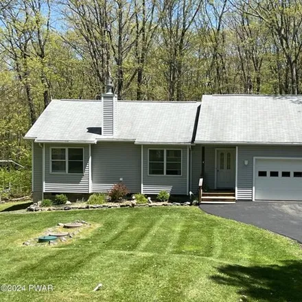 Buy this 3 bed house on 215 Mountain View Drive in Hemlock Farms, Blooming Grove Township