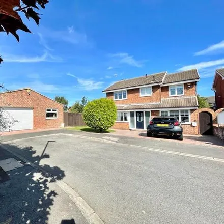 Image 1 - Filey Close, Redcar, TS10 2QQ, United Kingdom - House for sale