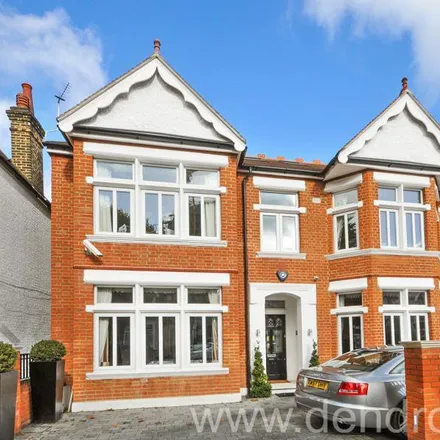 Rent this 6 bed house on 41 Craven Avenue in London, W5 2SY