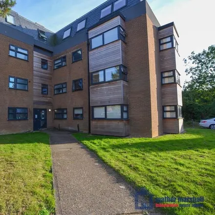 Rent this 2 bed apartment on The Saint John Henry Newman Catholic School in Hitchin Road, Stevenage