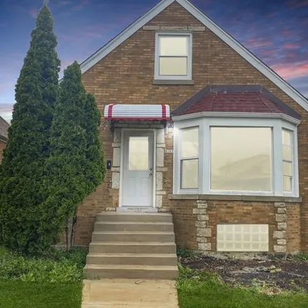 Buy this 3 bed house on 2727 North Moody Avenue in Chicago, IL 60634