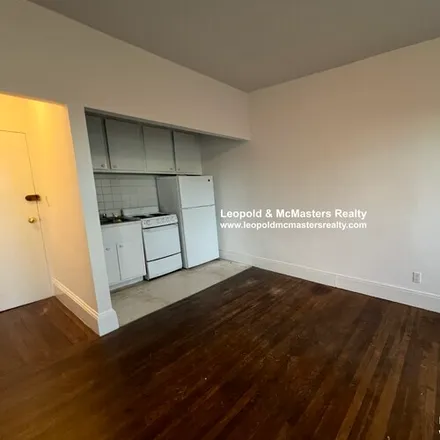 Rent this studio apartment on 24 Mt Vernon St