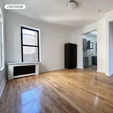 Rent this 3 bed apartment on 201 West 106th Street in New York, NY 10025