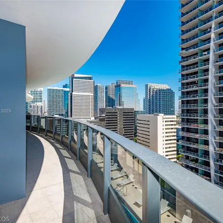 Image 6 - Tenth Street/Promenade, Southeast 1st Avenue, Miami, FL 33131, USA - Apartment for rent