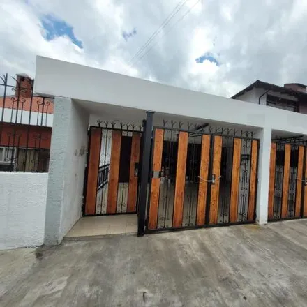 Image 2 - Edificio Estrella VII, La Razón N37-250, 170505, Quito, Ecuador - House for sale