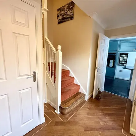 Image 4 - Coopers Crescent, Great Notley, CM77 7DG, United Kingdom - House for rent
