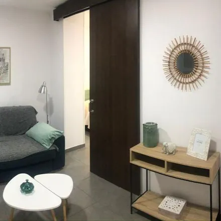 Image 3 - Calle de Embajadores, 52, 28012 Madrid, Spain - Apartment for rent