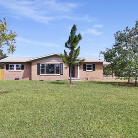 Buy this 4 bed house on 2805 Amelia Avenue in Bay County, FL 32405