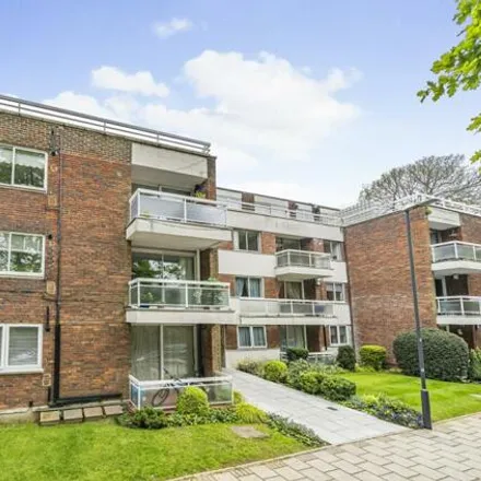 Buy this 2 bed apartment on Stonegrove in Barnet, Great London