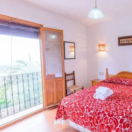 Rent this 2 bed house on Andalusia