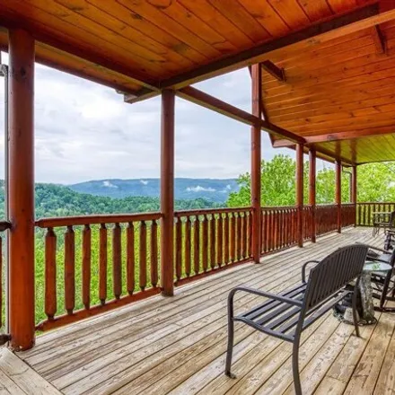 Image 8 - 2325 Grey Fox Run, Sevierville, Tennessee, 37862 - House for sale