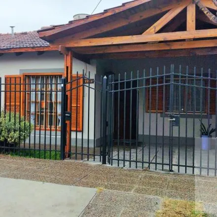 Buy this 2 bed house on Río Negro 2197 in Universitario, 8332 General Roca