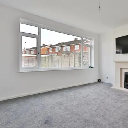 Buy this 3 bed duplex on Lawnsgarth in Cottingham, HU16 5RQ