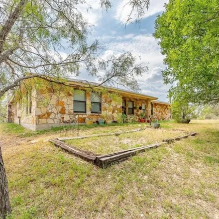 Image 2 - 104 Packsaddle Circle, Val Verde County, TX 78840, USA - House for sale