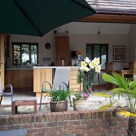 Image 3 - Chichester Road, West Lavington, GU29 9QE, United Kingdom - House for rent