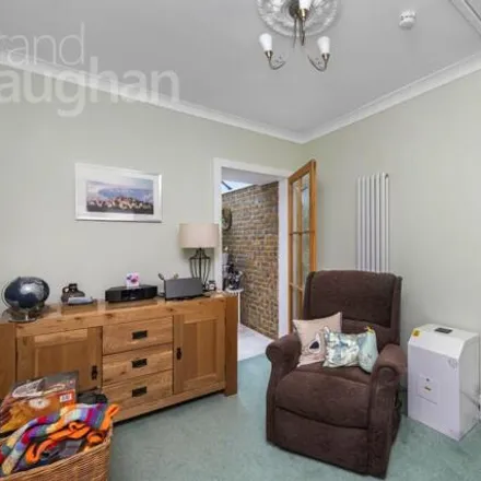 Image 6 - Maldon Road, Brighton, BN1 5BE, United Kingdom - Townhouse for sale