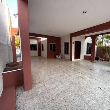 Rent this 3 bed house on Calle 40 in 97227 Mérida, YUC