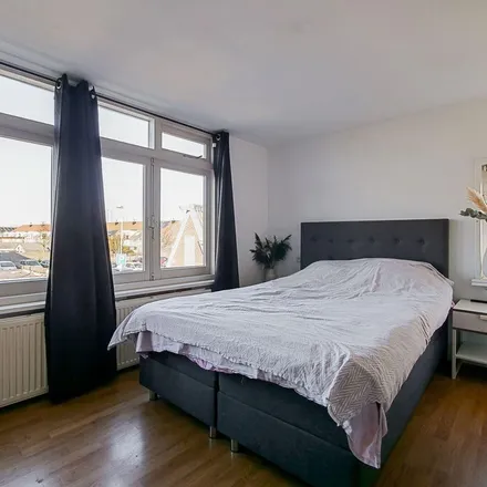 Rent this 2 bed apartment on Jan in 't Veltstraat 25 in 1781 SC Den Helder, Netherlands