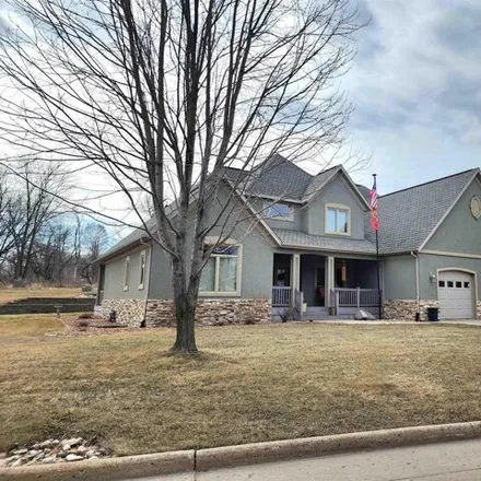 Buy this 6 bed house on 217 Buncombe Drive in Rock Rapids, IA 51246