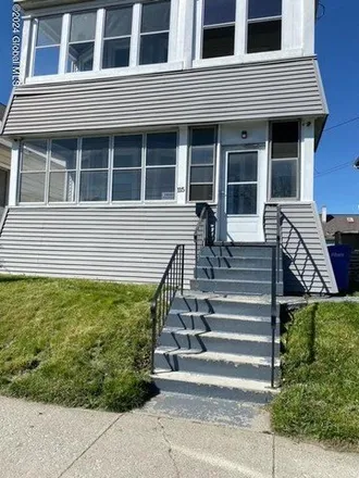 Buy this 6 bed house on 115 Southern Boulevard in City of Albany, NY 12209