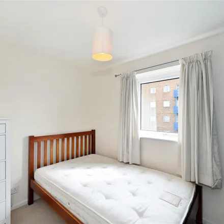 Rent this 2 bed apartment on Scotia Building in Jardine Road, London