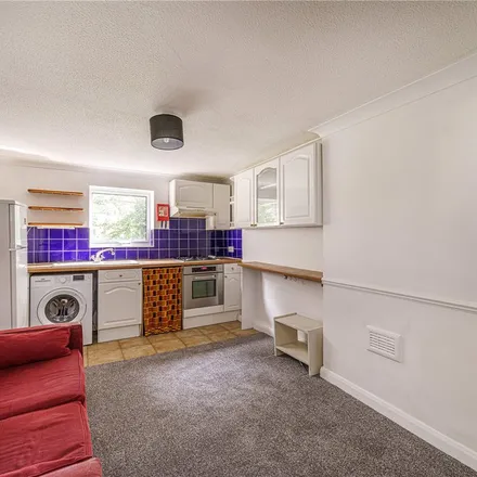 Rent this 1 bed apartment on 12 Kelmore Grove in London, SE22 9BH