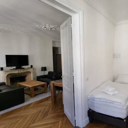 Rent this 1 bed apartment on 78000 Versailles