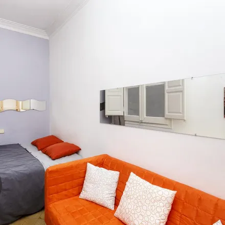 Rent this 5 bed room on Carrer de Lepant in 286, 08001 Barcelona