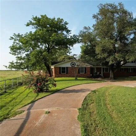 Image 1 - 707 East Interstate 30, Mount Vernon, Franklin County, TX 75457, USA - House for sale