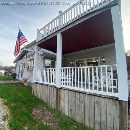 Image 2 - Bible Baptist Church, Hopkins Avenue, Danville, Boone County, WV 25130, USA - House for sale