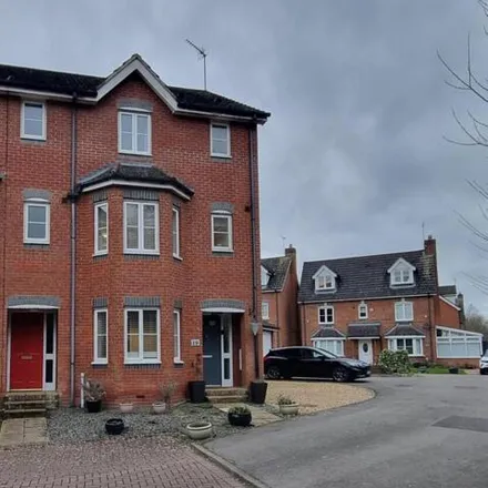 Buy this 4 bed townhouse on The Haystack in Daventry, NN11 0NZ