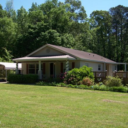 Rent this 3 bed house on State Hwy 19 in Collinsville, MS